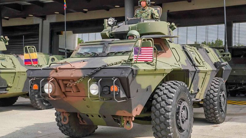 EE.UU. dona vehículos blindados a Colombia