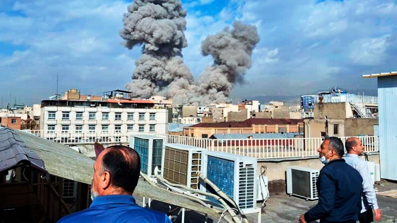 Irán toma represalias con un bombardeo de misiles tras los ataques de EE.UU. e Israel