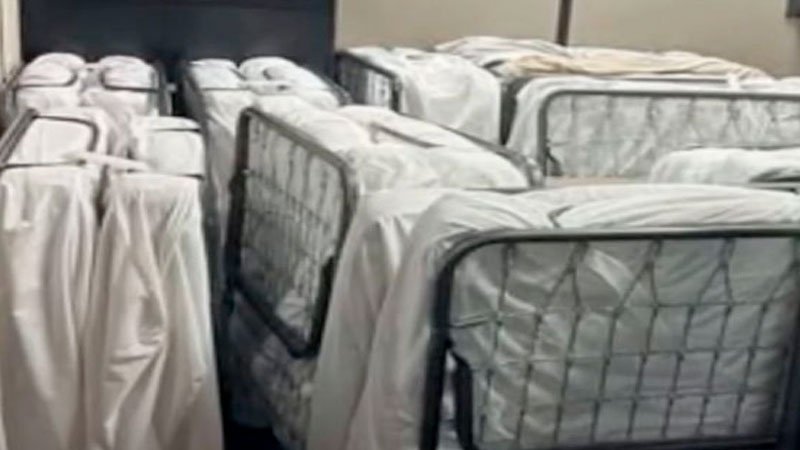 Un informe revela que niños son víctimas de trata sexual y consumen metanfetamina mientras se encuentran en las oficinas del DCS y hogares de transición.