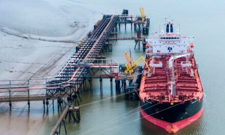 Trump ordena liberar 172 millones de barriles de la reserva estratégica: ¿Cuánto petróleo quedará?