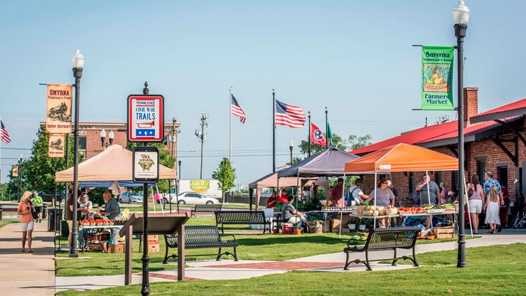 El dueño de un negocio en Smyrna está siendo investigado después de que inmigrantes alegaran fraude.