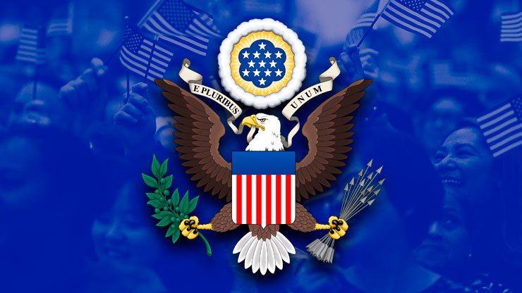 Justicia de EE.UU. lanza campaña masiva para revocar ciudadanías por fraude