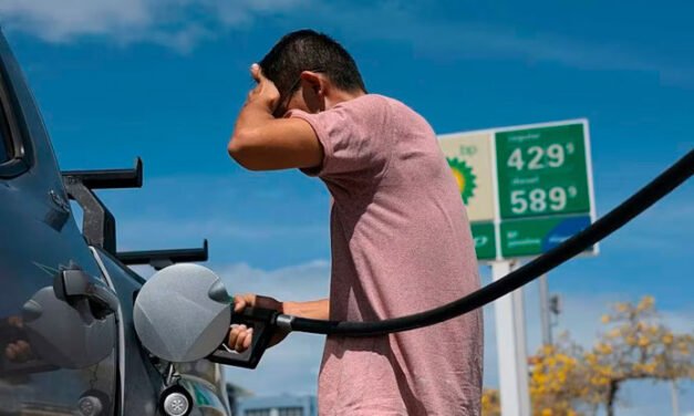Inflación en EE.UU. se triplica por aumento récord en gasolina