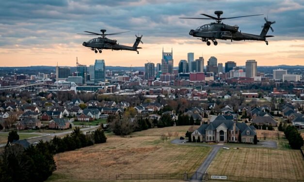 Ejército de EE.UU. investiga vuelos de helicópteros Apache sobre protestas y sobre la mansión de Kid Rock en Tennessee