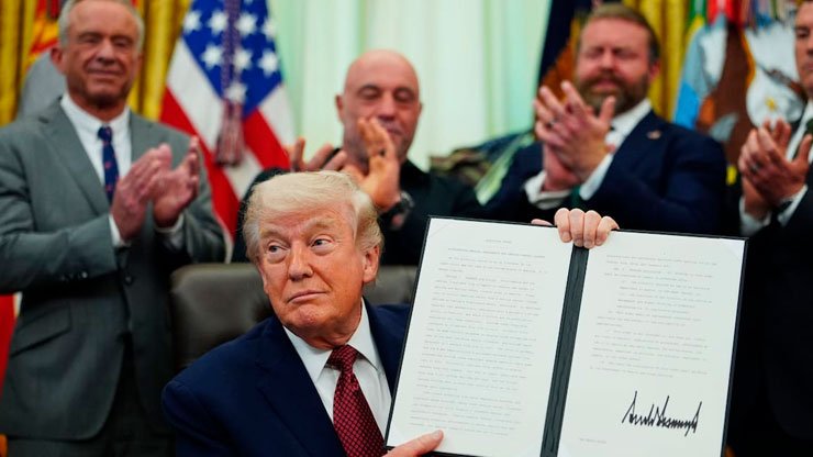 Orden financiera de Trump podría dificultar envío de remesas a Latinoamérica