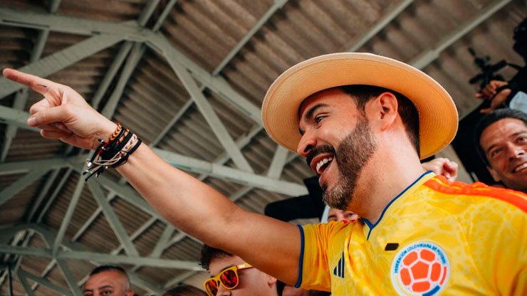 Abelardo de la Espriella se declara ganador de las elecciones en Colombia