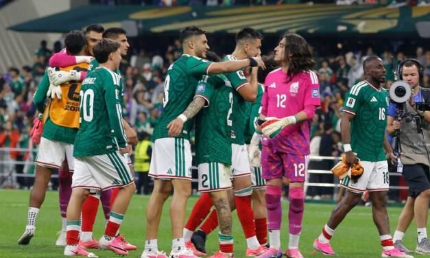 México se despide del Mundial tras caer 3-2 ante Inglaterra