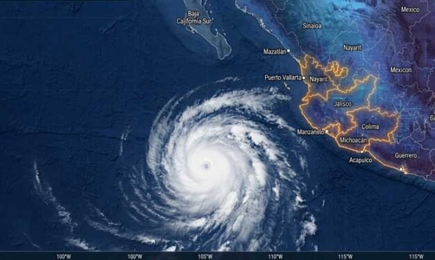 El SMN vigila dos zonas de baja presión en el océano Pacífico que podrían convertirse en el ciclón Elida