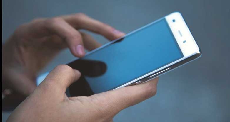 CRT confirma la suspensión de 2.6 millones de líneas de telefonía móvil con terminación ‘0’