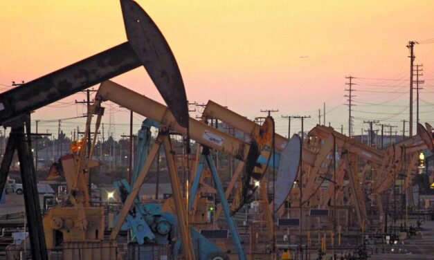 Huracán amenaza refinerías de EE.UU. en medio de una crisis energética global